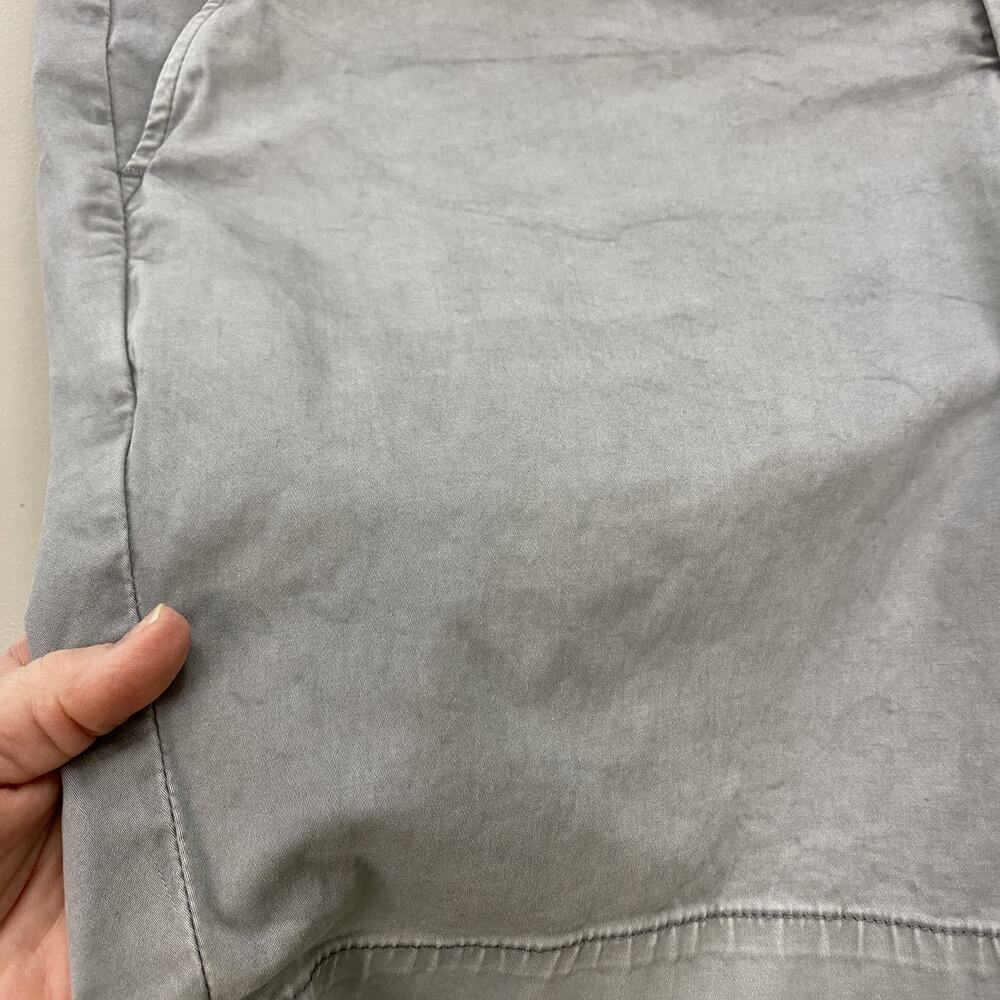 AG Wanderer Slim Shorts Mens 36x9 Gray Stretch Casual Chino Flat Front - Picture 13 of 14